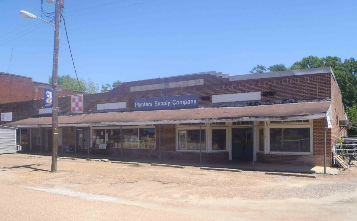 Bentoniadowntown_buildingmississippibluestravellersP50322301662×