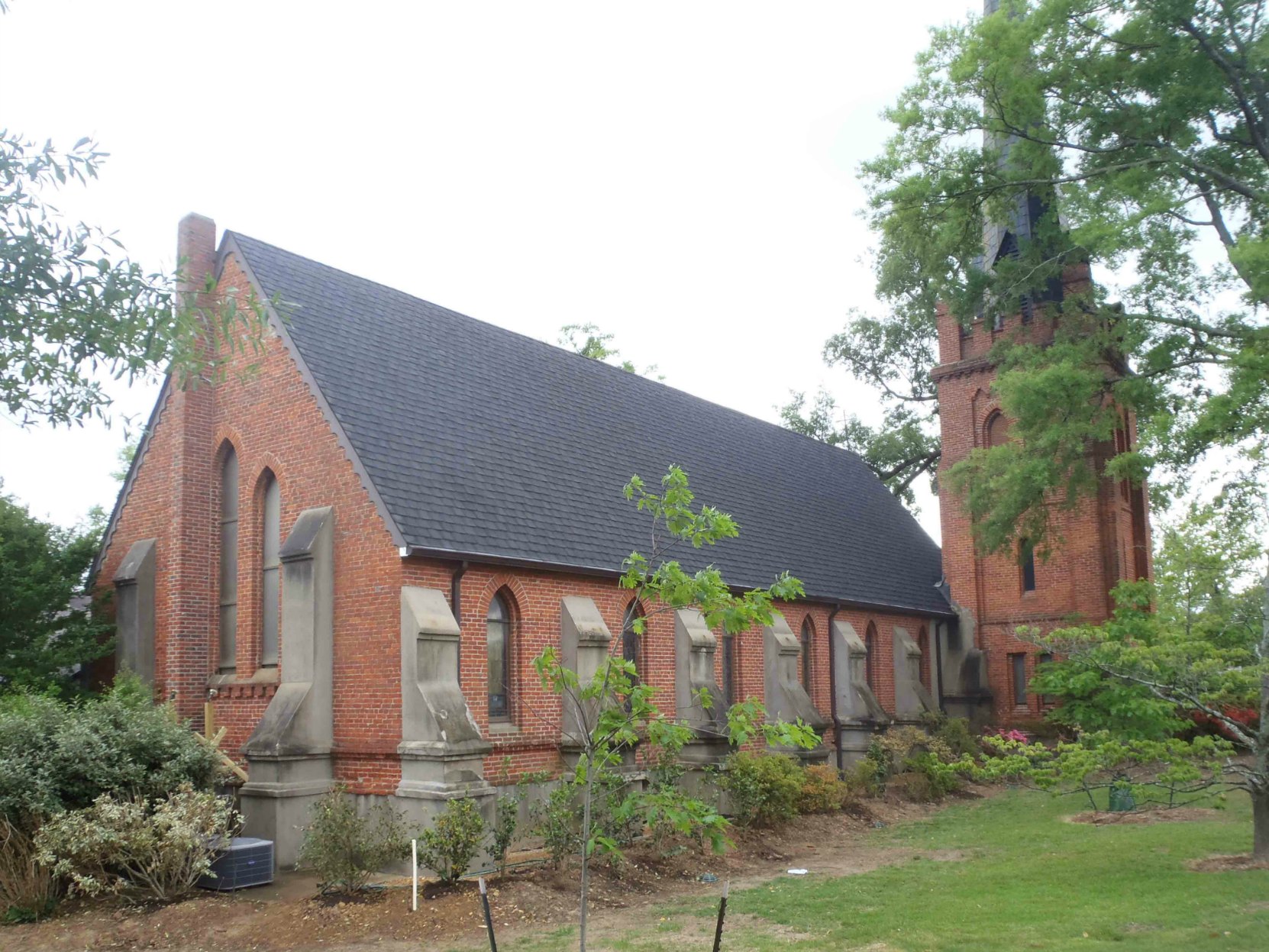 St. Peter's Episcopal Church, Oxford, Mississippi. William Faulkner was a parishioner of this church.