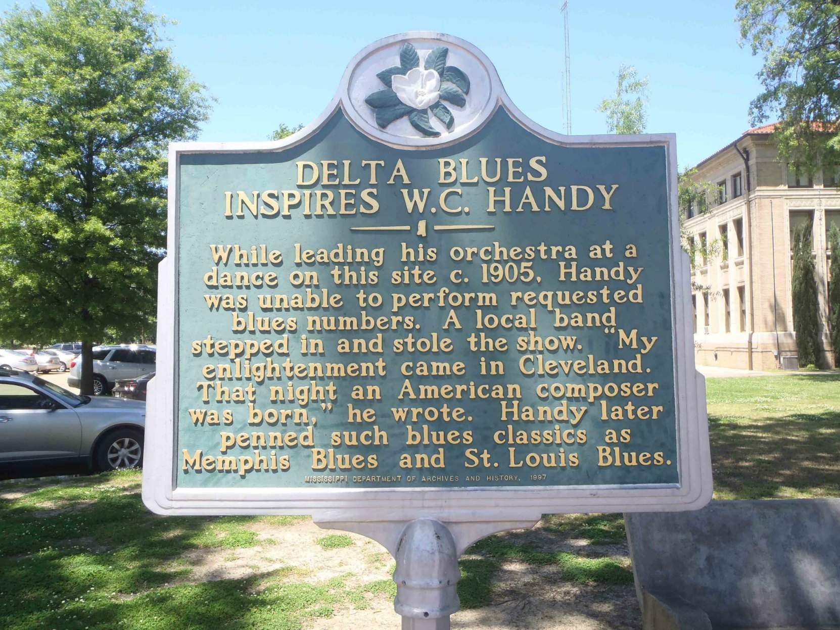 Mississippi Department of Archives & History marker commemorating Delta Blues Inspires W.C. Handy, outside the Bolivar County Courthouse, Cleveland, Mississippi