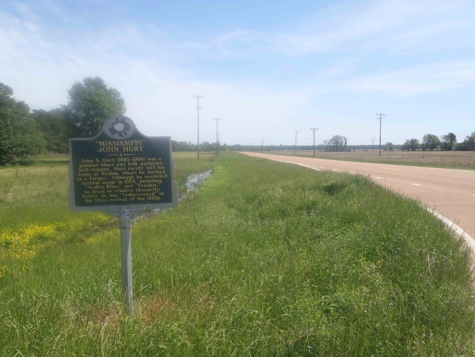 Mississippi Department of Archives and History marker for Mississippi John Hurt, Highway 7, Avalon, Mississippi.