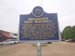 Mississippi Blues Trail marker for Mississippi Fred McDowell, Como, Panola County, Mississippi