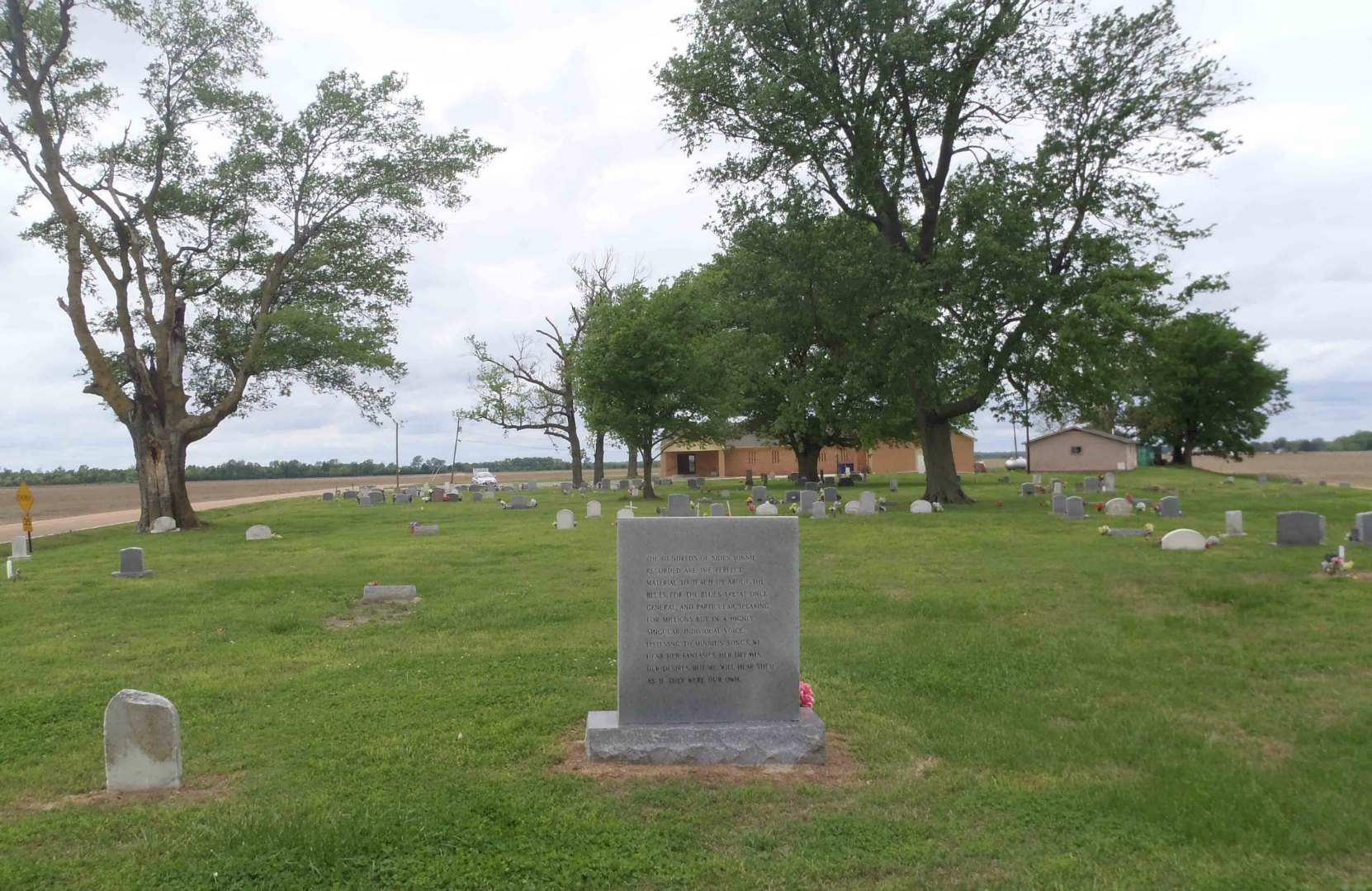 Memphis Minnie grave, Walls, Mississippi