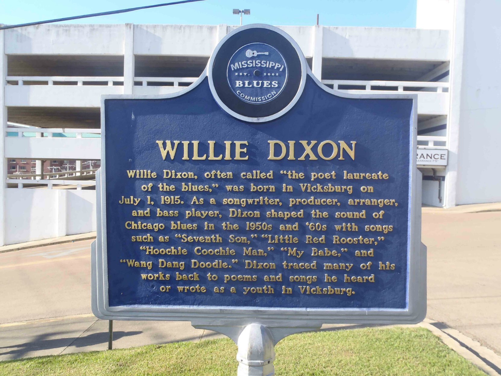 Mississippi Blues Trail marker for Willie Dixon, Vicksburg, Mississippi
