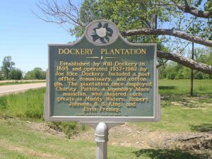 The Mississippi Department of Archives & History marker for Dockery Plantation (now Dockery Farms), Highway 8, Sunflower County, Mississippi