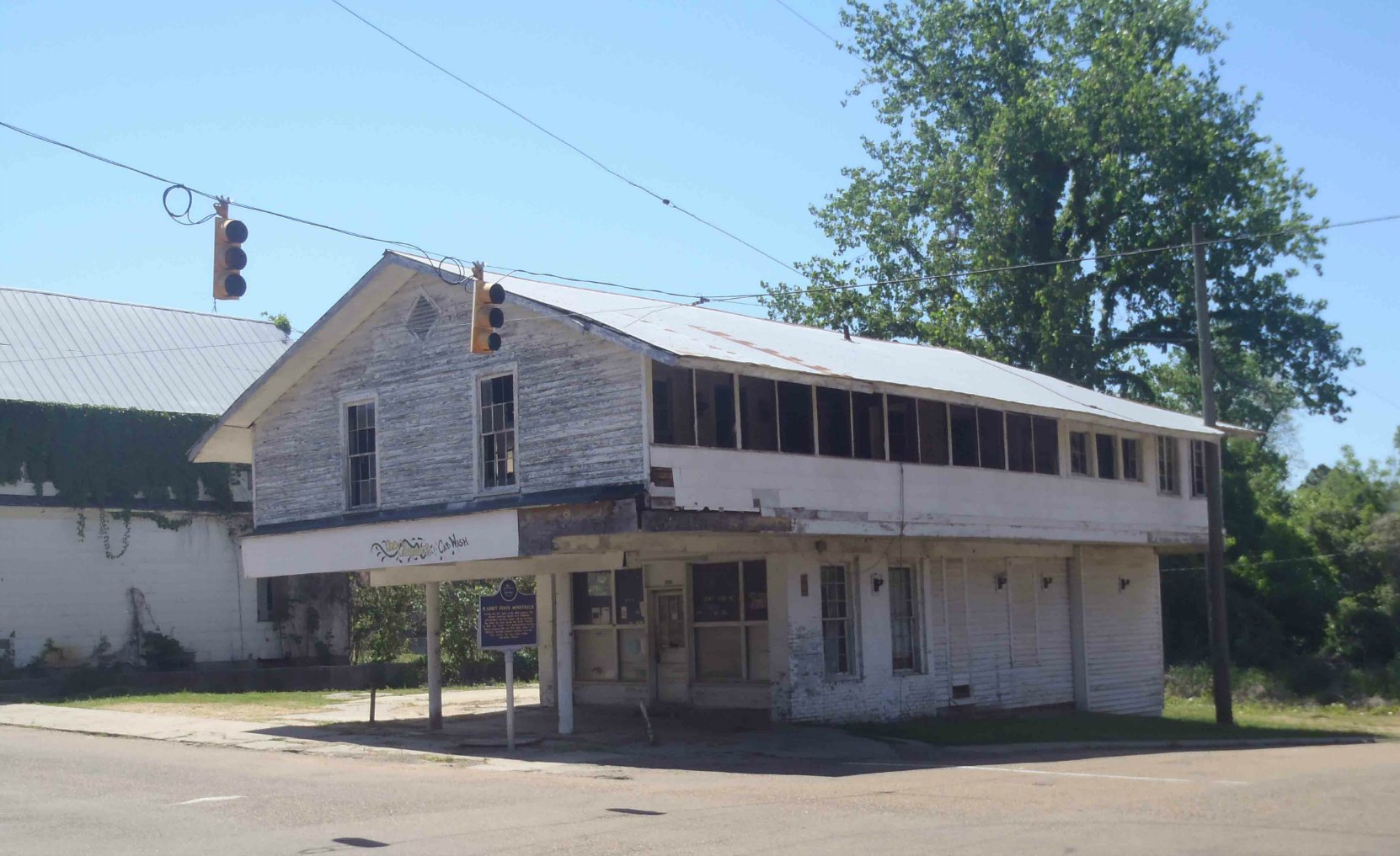 Mississippi Blues Trail marker for the Rabbit Foot Minstrels, Port Gibson, Mississippi. Since Our last visit to Port Gibson, the building in this photo was destroyed by a fire (an arson) in September 2015.