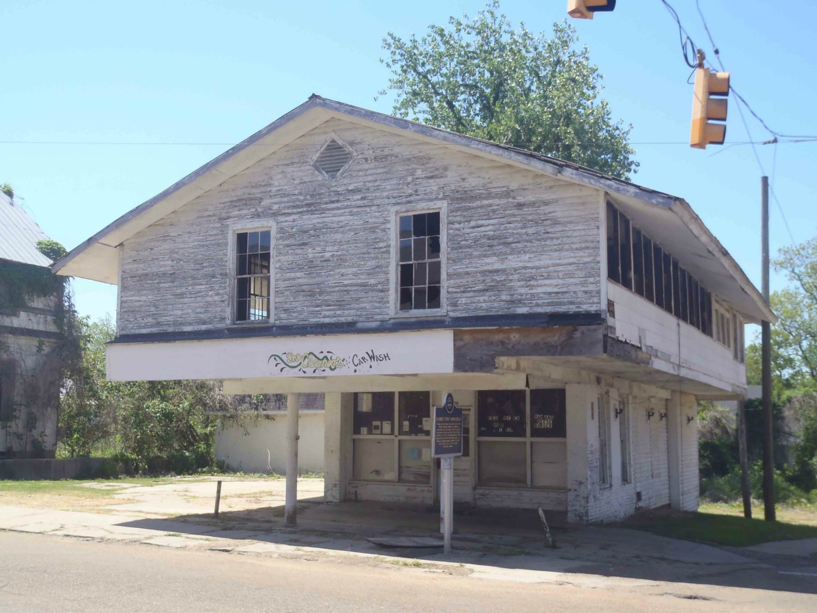 Mississippi Blues Trail marker for the Rabbit Foot Minstrels, Port Gibson, Mississippi. Since Our last visit to Port Gibson, the building in this photo was destroyed by a fire (an arson) in September 2015.