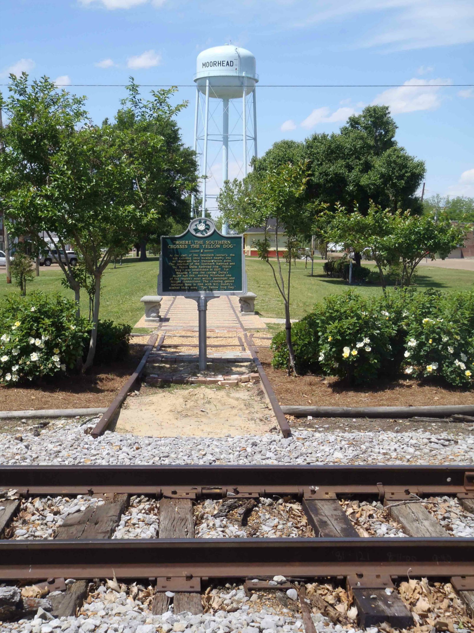 The Mississippi Department of Archives & History marker "Where The Southern Crosses The Dog", Moorhead, Mississippi