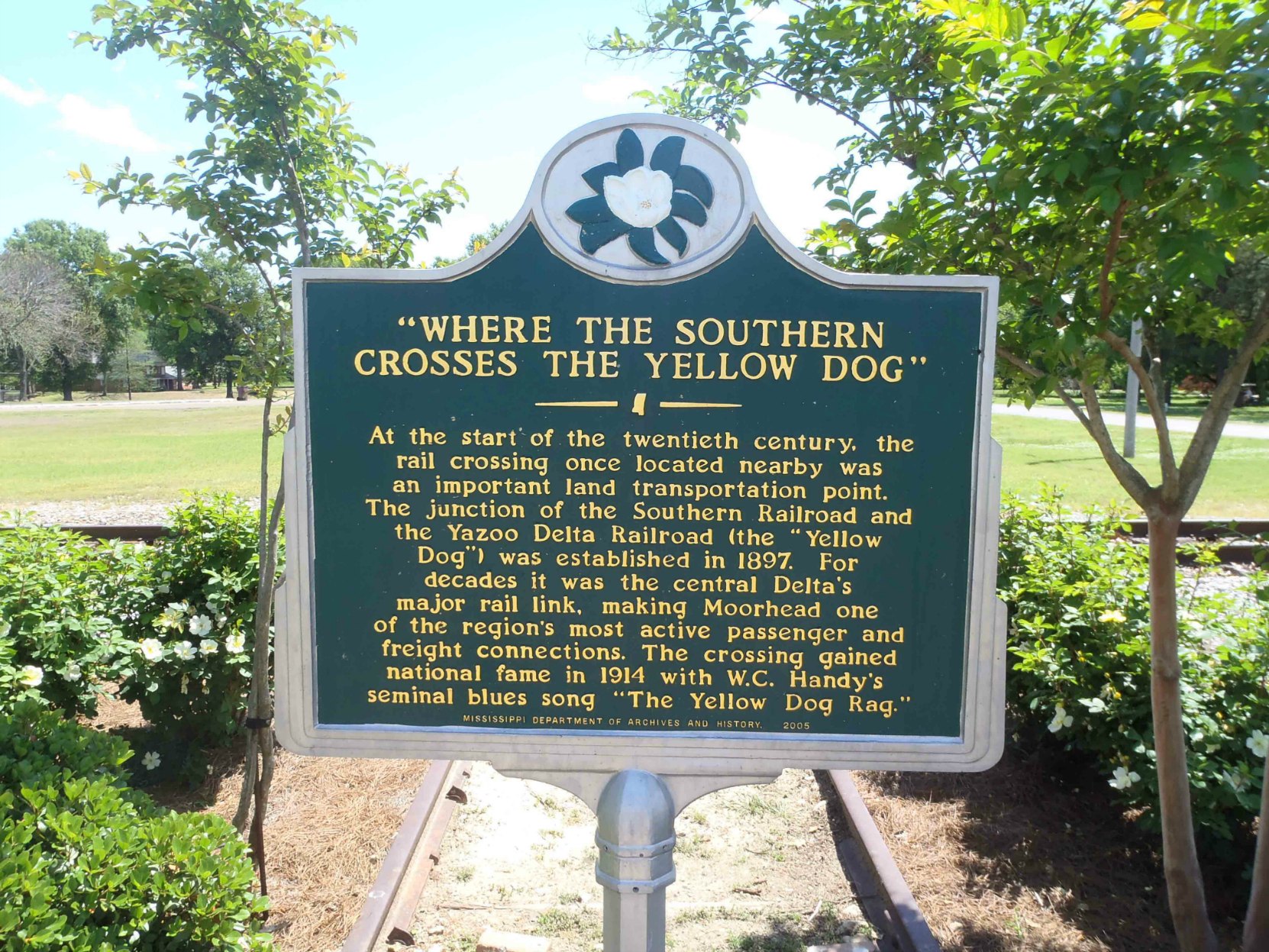 The Mississippi Department of Archives & History marker "Where The Southern Crosses The Dog", Moorhead, Mississippi