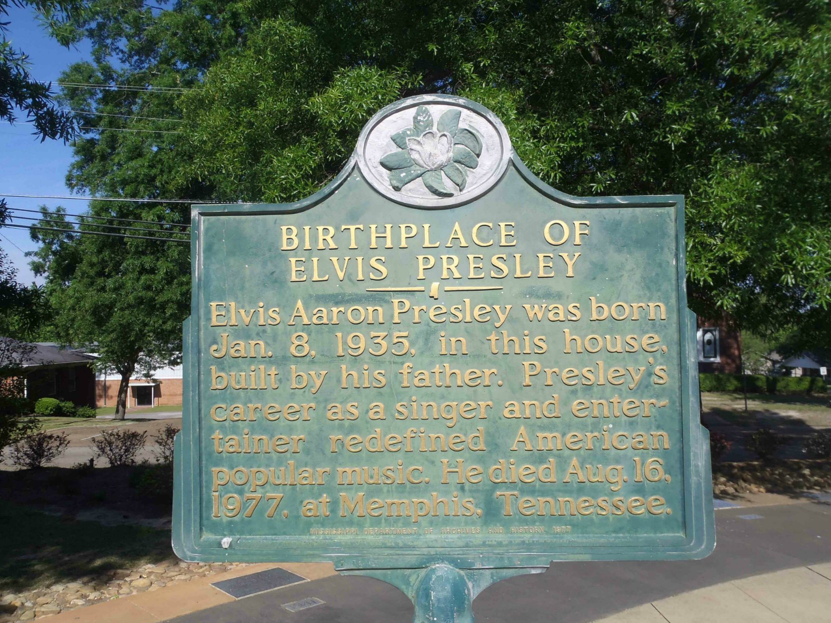 Mississippi Department of Archives & History marker for Birthplace of Elvis Presley, Elvis Presley Birthplace Museum, Tupelo, Mississippi