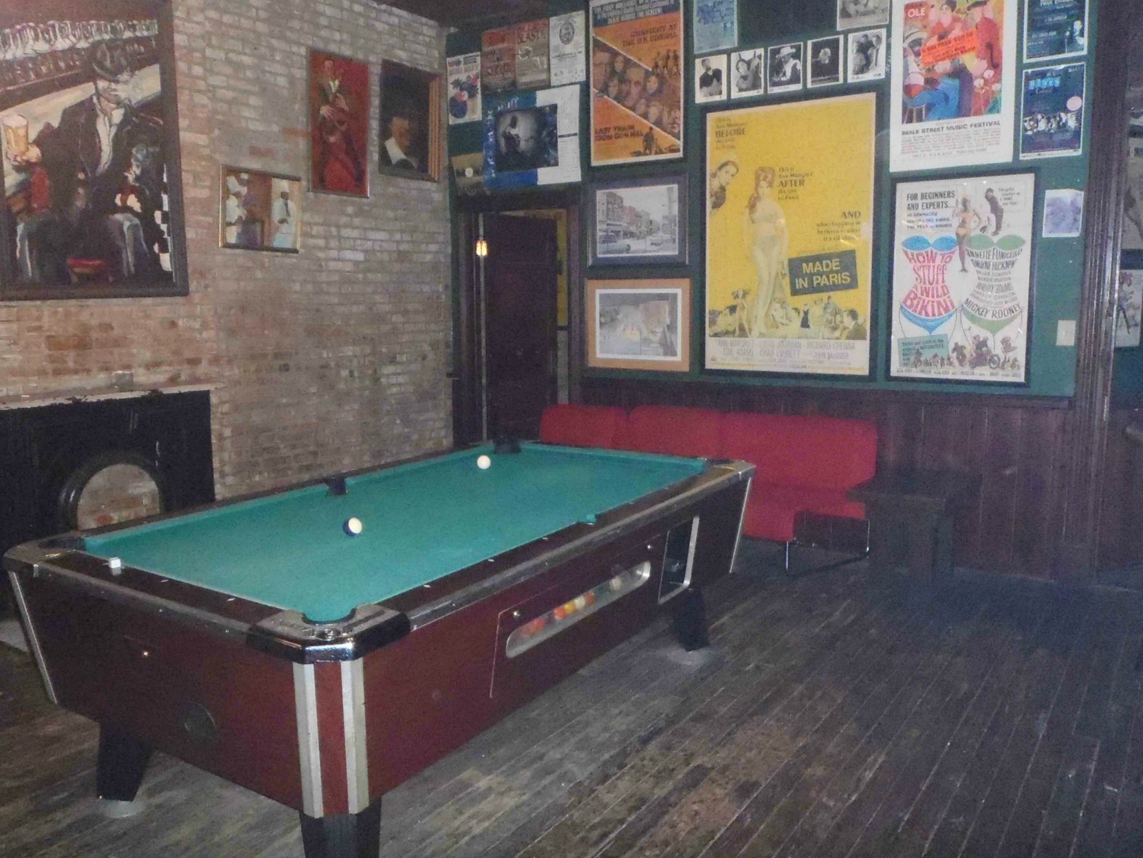 The former Hooks Brothers Photography Studio is now a pool hall. We think this was once a Hooks Brothers studio room.