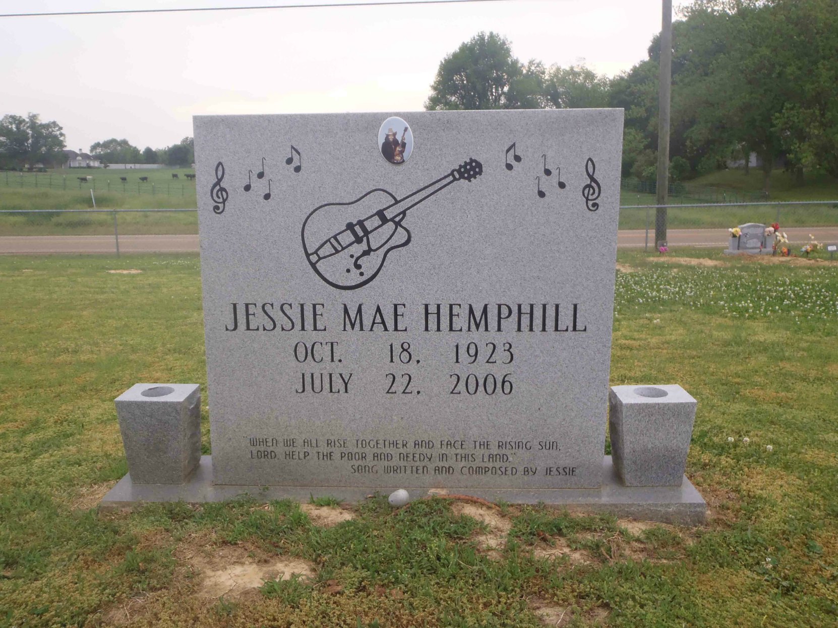 Jessie Mae Hemphill grave, Senatobia Memorial Cemetery, Senatobia, Mississippi.