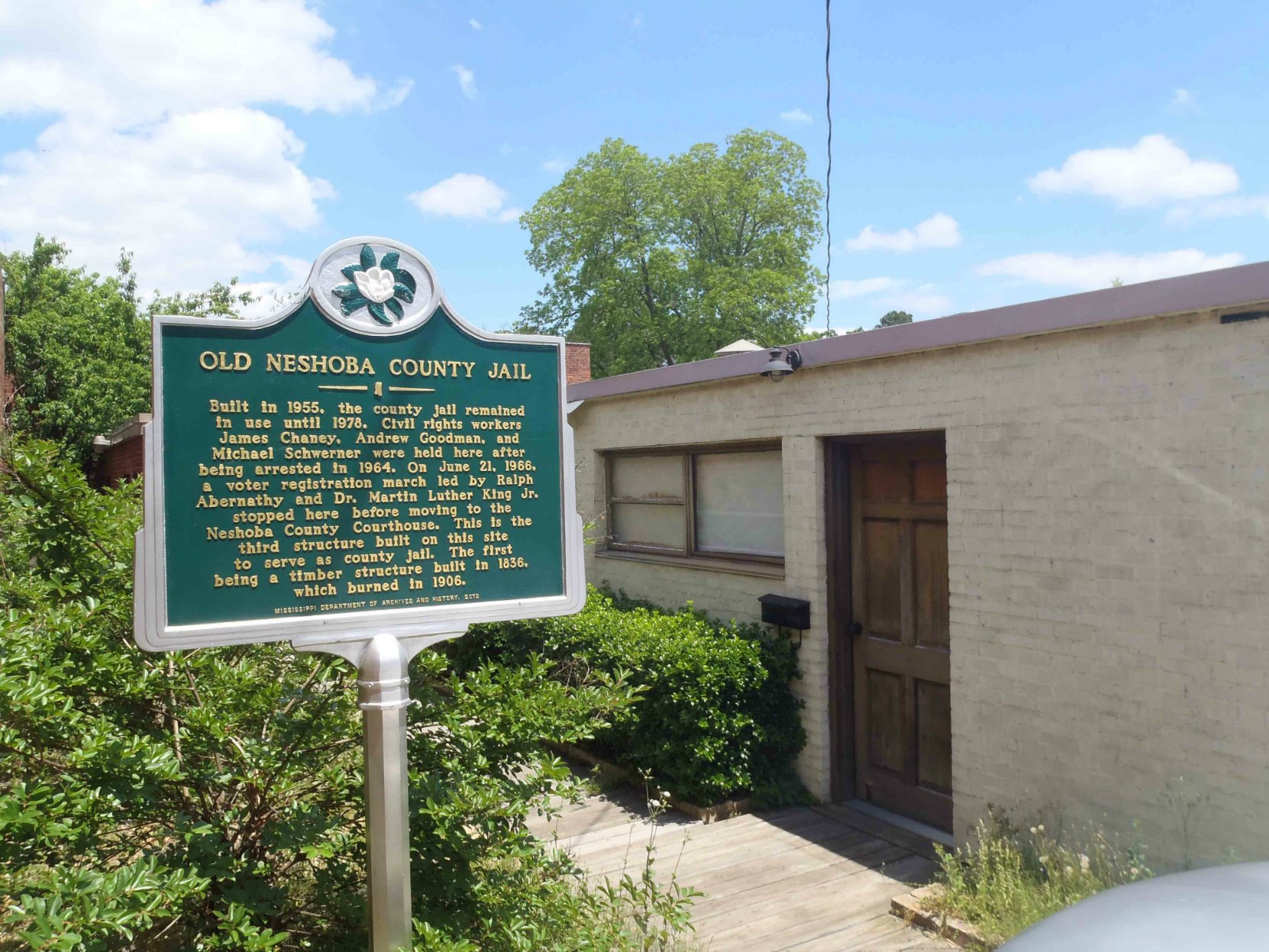 Mississippi Department of Archives & History marker outside the Old Neshoba County Jail, Philadelphia, Neshoba County, Mississippi.