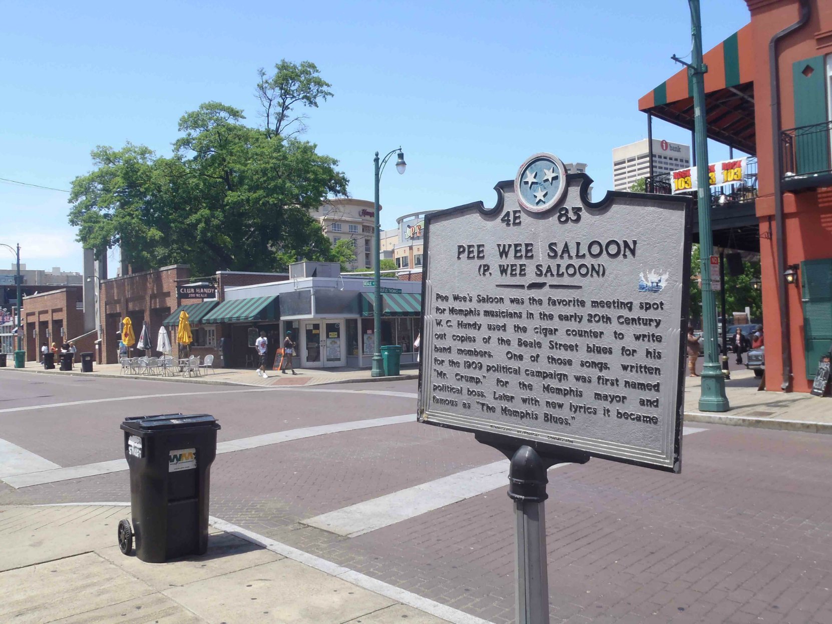 Tennessee Historical Commission marker for Pee Wee Saloon, Beale Street, Memphis